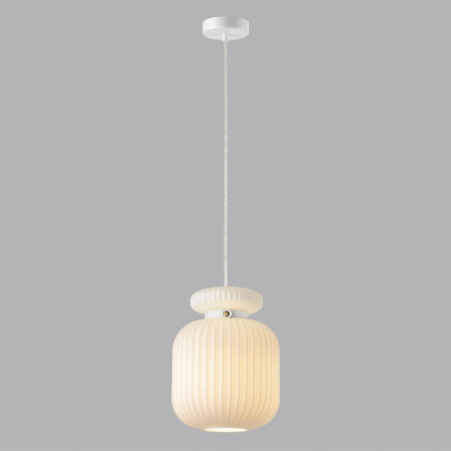 5042/1C PENDANT ODL24 373 белый/белый/металл/стекло/эко.кожа Подвес E27 1*60W JUGI фото 4 5042/1C PENDANT ODL24 373 белый/белый/металл/стекло/эко.кожа Подвес E27 1*60W JUGI фото 4