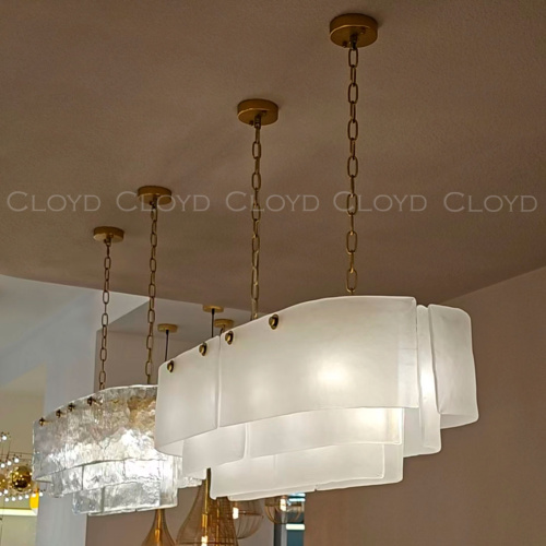 Люстра Cloyd PAMIR C12 / шир. 100 см - латунь - белое матовое стекло (арт.11657) Люстра Cloyd PAMIR C12 / шир. 100 см - латунь - белое матовое стекло (арт.11657)