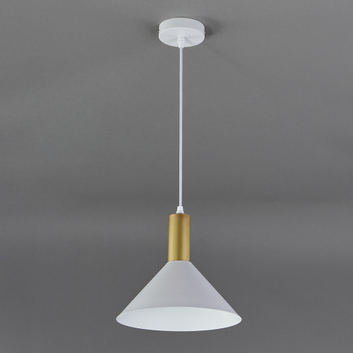 Подвесной светильник Escada 1108/1S E27*60W White фото 5 Подвесной светильник Escada 1108/1S E27*60W White фото 5