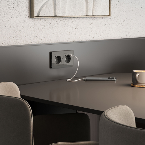 Розетка с заземлением, шторками и USB тип A+C (графит акрил) W1171744 фото 2 Розетка с заземлением, шторками и USB тип A+C (графит акрил) W1171744 фото 2