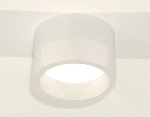 Комплект накладного светильника с акрилом SWH/FR белый песок/белый матовый GX53 XS8101015 (С8101, N8401) фото 2