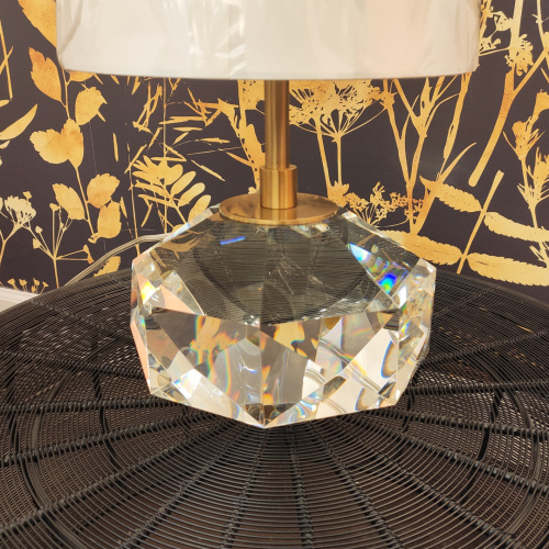 Настольная лампа Cloyd ZIRCON T1 / выс. 54 см - латунь (арт.30064) Настольная лампа Cloyd ZIRCON T1 / выс. 54 см - латунь (арт.30064)