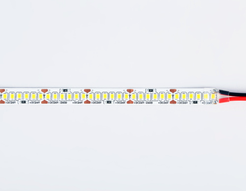 Светодиодная лента 24В 2835 240Led 18Вт/м 6500K IP20 5м фото 4 Светодиодная лента 24В 2835 240Led 18Вт/м 6500K IP20 5м фото 4