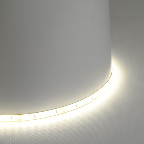 Светодиодная LED лента Feron LS511, 120SMD(2835)/м 11Вт/м 24V 5000*8*1.22мм 3000К IP65 фото 3