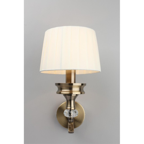 Светильник настенный (Бра) OML-88411-01 фото 4 Светильник настенный (Бра) OML-88411-01 фото 4