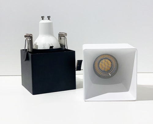 DL 3024 black светильник встраиваемый фото 4 DL 3024 black светильник встраиваемый фото 4