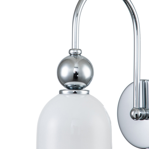 Настенный светильник Escada 686/1A E14*60W Chrome фото 4 Настенный светильник Escada 686/1A E14*60W Chrome фото 4