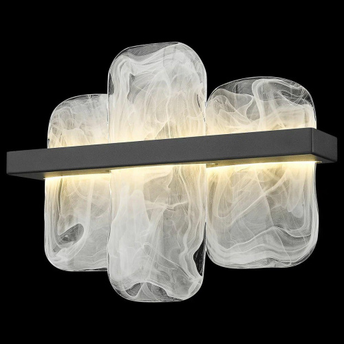 Светильник настенный WERTMARK NELLY WE158.03.601