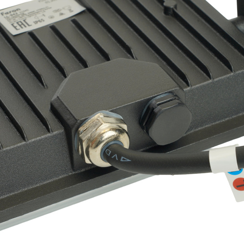 Светодиодный прожектор Feron LL-942 IP65 50W 6400K фото 4