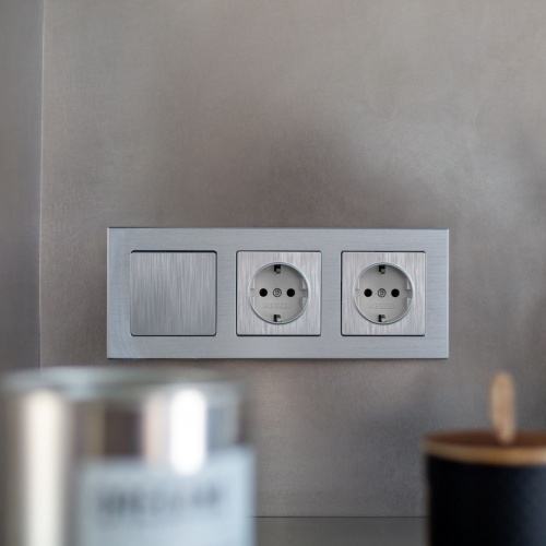 Выключатель одноклавишный cеребряный рифленый W1110009 фото 5