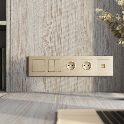 W0052911/ Рамка на 5 постов Slab (шампань софт) W0052911 фото 2 W0052911/ Рамка на 5 постов Slab (шампань софт) W0052911 фото 2