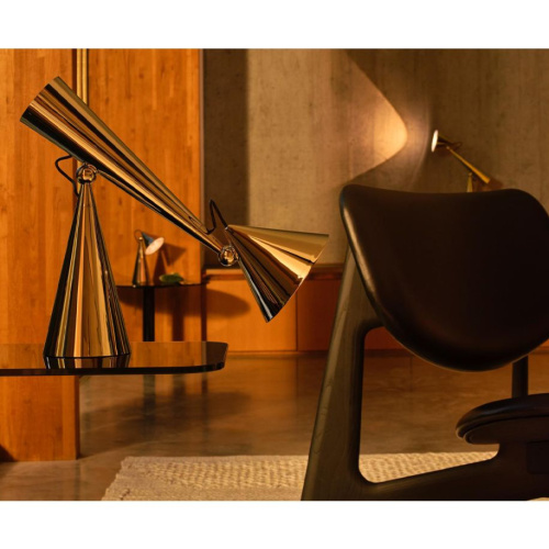 Настольная лампа Pose Task Light Gold фото 3 Настольная лампа Pose Task Light Gold фото 3