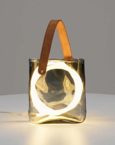 Лампа настольная светодиодная Moderli V11675-TL Bag фото 5 Лампа настольная светодиодная Moderli V11675-TL Bag фото 5