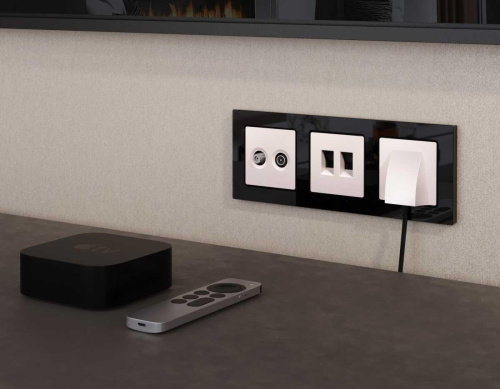 Лицевая панель AMBRELLA VOLT ALFA AP2121