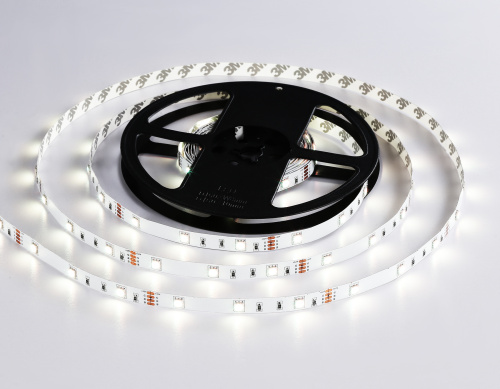 Комплект светодиодной ленты 12В 5050 30Led 7.2Вт/м Цветная RGB IP20 5м фото 10 Комплект светодиодной ленты 12В 5050 30Led 7.2Вт/м Цветная RGB IP20 5м фото 10