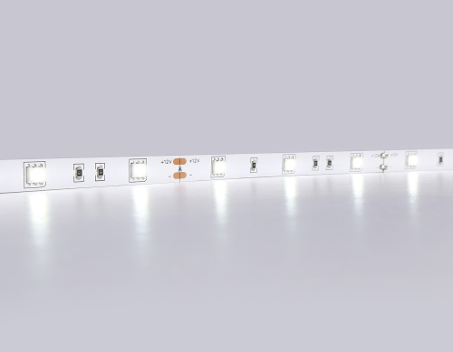Светодиодная лента 12В 5050 30Led 7.2Вт/м 6500K IP20 5м фото 2 Светодиодная лента 12В 5050 30Led 7.2Вт/м 6500K IP20 5м фото 2