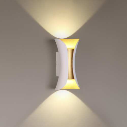 3886/6WG HIGHTECH ODL20 501 бел/золот/металл Настен.светильник LED 4000K 120° 6W 220V IP54 KRISTA фото 3 3886/6WG HIGHTECH ODL20 501 бел/золот/металл Настен.светильник LED 4000K 120° 6W 220V IP54 KRISTA фото 3