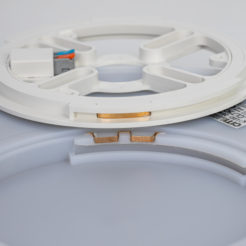 Citilux ETALON CL750321R LED RGB Светильник с пультом Чёрный+Золото фото 12 Citilux ETALON CL750321R LED RGB Светильник с пультом Чёрный+Золото фото 12