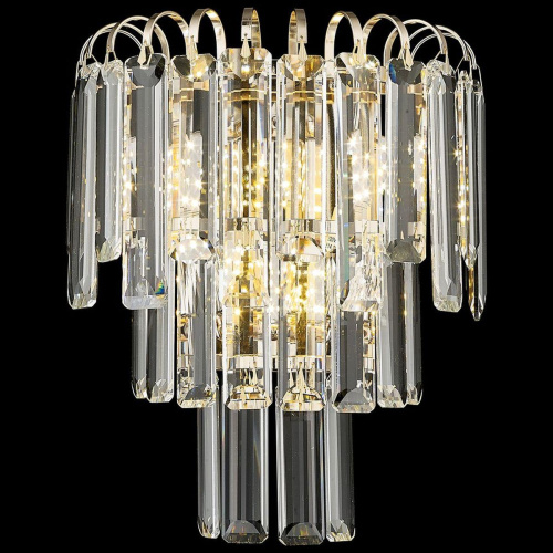 Настенный светильник Wertmark Krista WE130.03.301