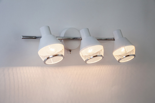 Спот Escada 1117/3A E14*40W White/Chrome фото 2 Спот Escada 1117/3A E14*40W White/Chrome фото 2