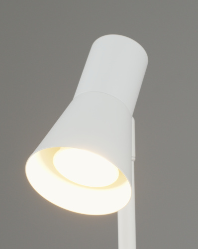 Лампа настольная Moderli V11324-1T Melro фото 2 Лампа настольная Moderli V11324-1T Melro фото 2