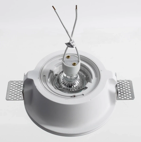 Точечный встраиваемый светильник Arte Lamp INVISIBLE A9215PL-1WH фото 4 Точечный встраиваемый светильник Arte Lamp INVISIBLE A9215PL-1WH фото 4