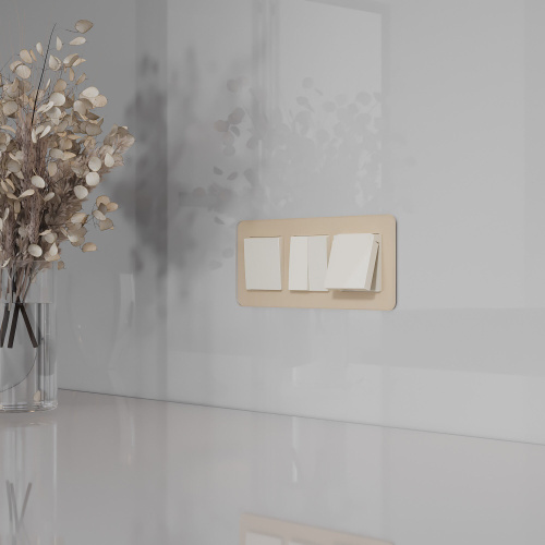 Розетка влагозащ. с зазем. с защит. крышкой и шторками N (слоновая кость) W1171203 фото 3