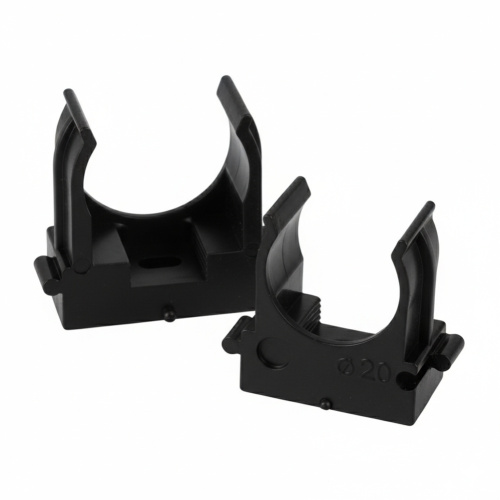 Крепеж-клипса для труб для прямого монтажа STEKKER PMPH20B черная в п/э D20 мм (упаковка 100 шт) Крепеж-клипса для труб для прямого монтажа STEKKER PMPH20B черная в п/э D20 мм (упаковка 100 шт)