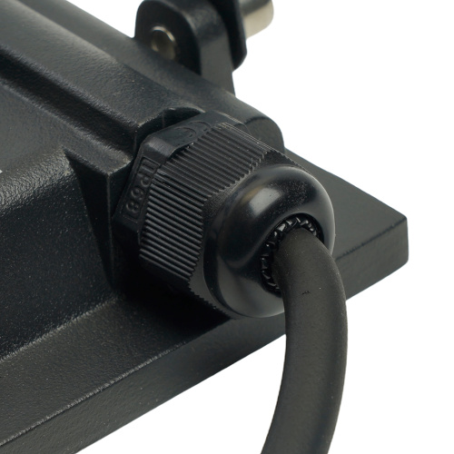 Светодиодный прожектор Feron LL-970 IP65 20W 6400K фото 2