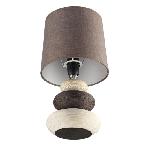 8126/1T COMFI LN26 510 коричневый/бежевый/белый, керамика/текстиль Настольная лампа Е14 1*40W 220V LATZA фото 3 8126/1T COMFI LN26 510 коричневый/бежевый/белый, керамика/текстиль Настольная лампа Е14 1*40W 220V LATZA фото 3