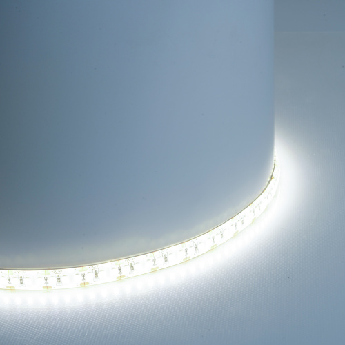 Светодиодная LED лента Feron LS626, 180SMD(2835)/m 17W/m 12V 5000*10*1,22мм 6500К IP65 фото 7