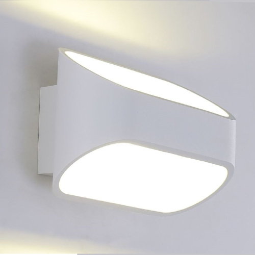 Бра Crystal Lux CLT 510W WH Бра Crystal Lux CLT 510W WH