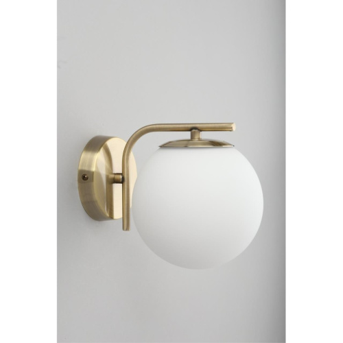 Светильник настенный (Бра) OML-66611-01 фото 5 Светильник настенный (Бра) OML-66611-01 фото 5