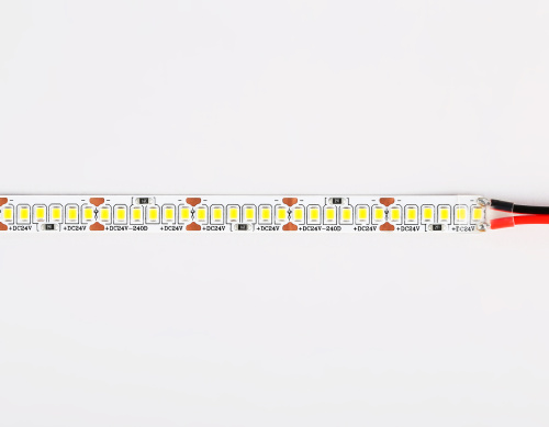 Светодиодная лента 24В 2835 240Led 18Вт/м 4500K IP20 5м фото 4 Светодиодная лента 24В 2835 240Led 18Вт/м 4500K IP20 5м фото 4