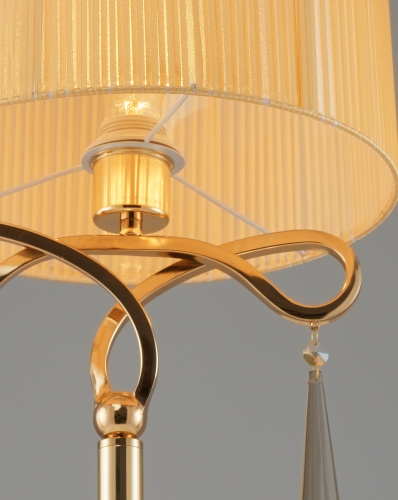 Лампа настольная Moderli V10545-1T Chilly фото 4 Лампа настольная Moderli V10545-1T Chilly фото 4