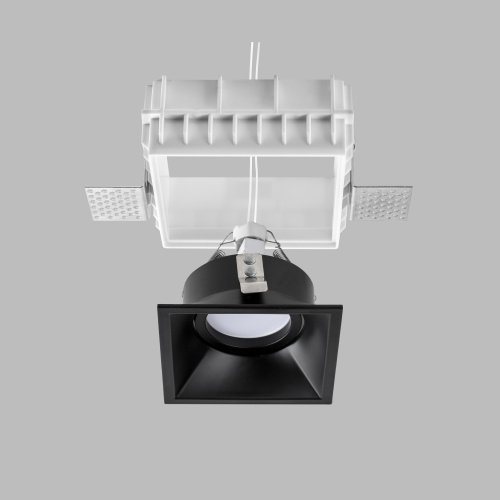 G214507 Светильник DOMINO QUAD MR16 ЧЁРНЫЙ (214510+214507) фото 2 G214507 Светильник DOMINO QUAD MR16 ЧЁРНЫЙ (214510+214507) фото 2