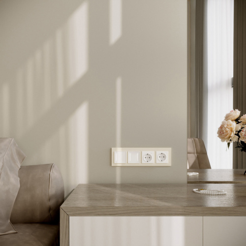 Рамка из поликарбоната на 4 поста Slab айвори софт W0042962 фото 2