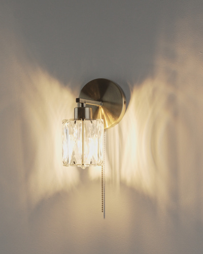 Светильник настенный Moderli V11710-1W Prismique фото 2 Светильник настенный Moderli V11710-1W Prismique фото 2