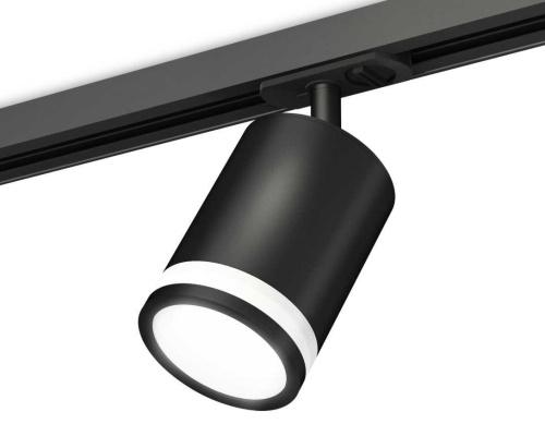 Комплект трекового светильника Ambrella light Track System XT7422020 SBK/FR черный песок/белый матовый (A2537, C7422, N7121)