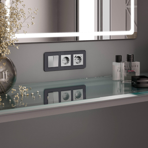 Рамка из стекла на 3 поста Elite графит W0032440 фото 6