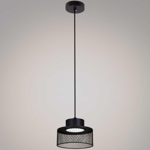 Люстра Reluce 01110-0.9-01 BK