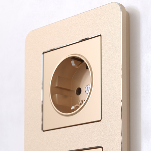 Рамка из металла на 3 поста Platinum шампань W0032611 фото 5