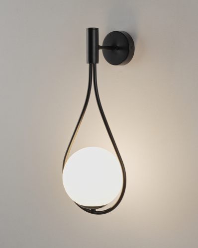 Светильник настенный Moderli V11574-1W Barocco фото 8