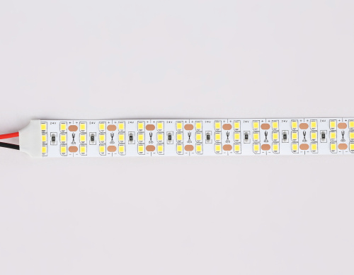 Светодиодная лента трехрядная 24В 2835 324Led 26Вт/м 4500K IP20 5м фото 4 Светодиодная лента трехрядная 24В 2835 324Led 26Вт/м 4500K IP20 5м фото 4