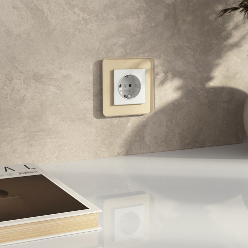 Рамка из стекла на 1 пост Elite айвори W0012443 фото 2