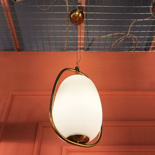 Подвесной светильник Cloyd MONADA-A P1 / выс. 30 см - латунь (арт.10517) Подвесной светильник Cloyd MONADA-A P1 / выс. 30 см - латунь (арт.10517)