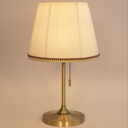 Citilux Линц CL402730 Настольная лампа бронза с белым абажуром фото 8 Citilux Линц CL402730 Настольная лампа бронза с белым абажуром фото 8