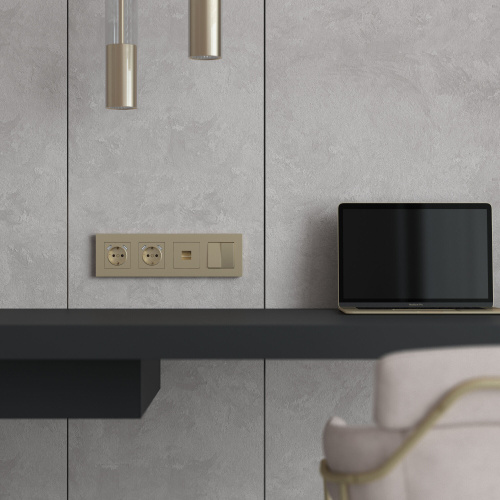 W0042911/ Рамка на 4 поста Slab (шампань софт) W0042911 фото 2 W0042911/ Рамка на 4 поста Slab (шампань софт) W0042911 фото 2