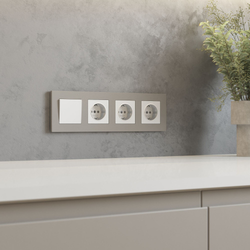 W0042917/ Рамка на 4 поста Slab (дымчатый софт) W0042917 фото 3