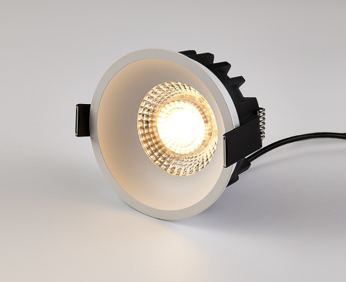 IT08-8042 white 3000K светильник встраиваемый влагозащищенный фото 3 IT08-8042 white 3000K светильник встраиваемый влагозащищенный фото 3